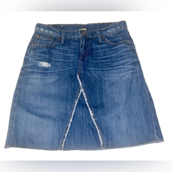 Banana Republic Dresses & Skirts - Banana Republic Denim Skirt size 25